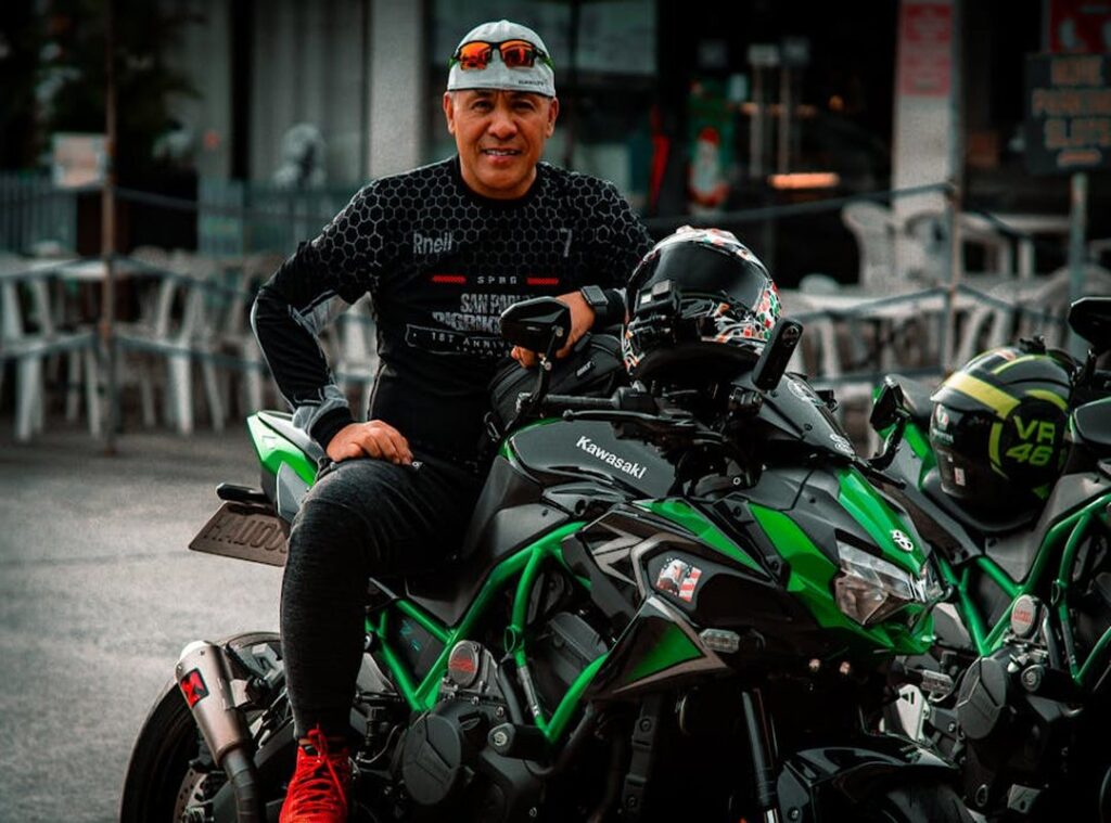 kawasaki cargo +18